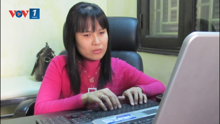 Nghị lực phi thường của chị Đỗ Thúy Hà, Chủ tịch Hội Người mù quận Đống Đa, Hà Nội (24/3/2017)