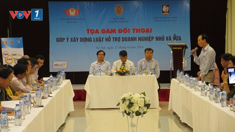 Hỗ trợ doanh nghiệp nhỏ và vừa: Đừng ôm đồm (10/4/2017)