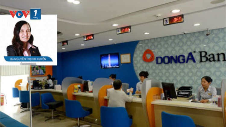 Cơ quan cảnh sát điều tra khởi tố, bắt tạm giam nguyên Phó tổng giám đốc DongA Bank (Thời sự trưa 23/4/2017)