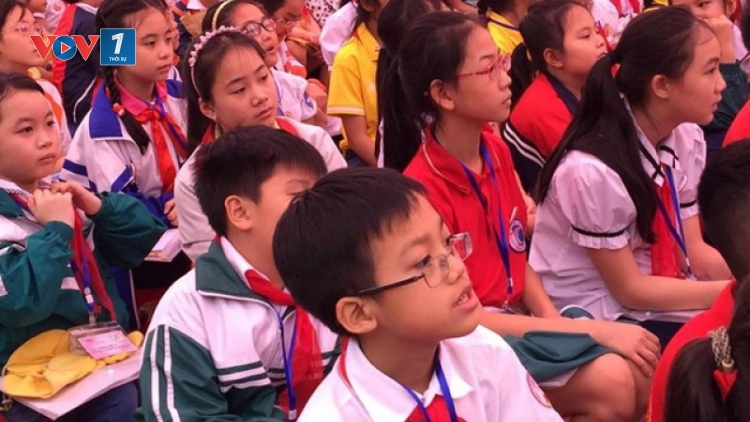 Hà Nội nghiêm cấm các trường trong hệ thống công lập tuyển sinh trước thời gian quy định (Thời sự trưa 29/5/2017)