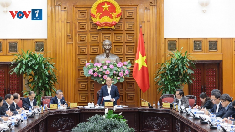Thủ tướng Nguyễn Xuân Phúc yêu cầu Bộ trưởng Bộ Giao thông Vận tải chịu trách nhiệm trước Chính phủ, Thủ tướng Chính phủ về phương án đầu tư Dự án đường bộ cao tốc Bắc - Nam (Thời sự trưa 26/5/2017)