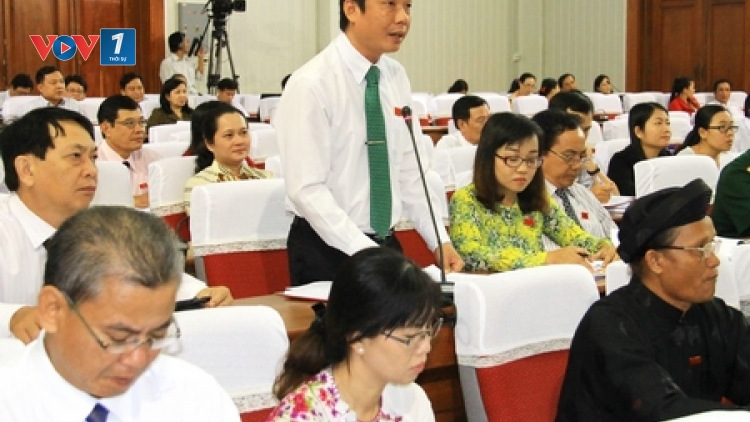 Đại biểu Quốc hội cần sâu sát với thực tiễn để làm tốt vai trò đại diện (27/6/2017)