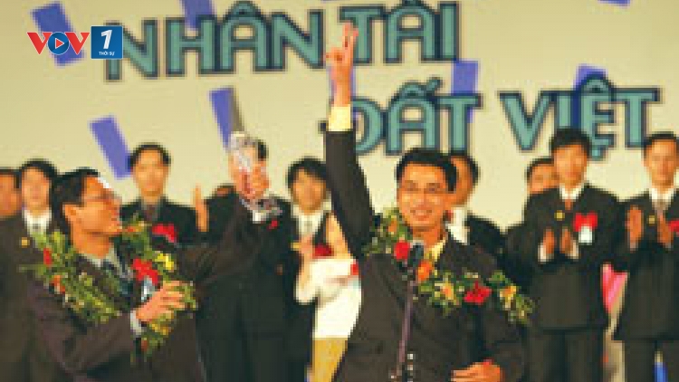 Đổi mới chính sách thu hút và trọng dụng nhân tài trong cơ quan hành chính Nhà nước (21/7/2017)