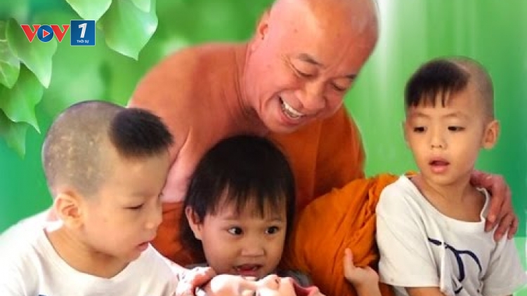 Lòng từ bi và tâm Phật hướng thiện (7/8/2017)