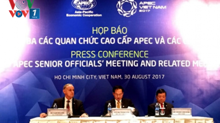 Kết thúc các hoạt động của Hội nghị các Quan chức Cao cấp APEC lần thứ 3 (SOM 3) tại thành phố Hồ Chí Minh, đại diện các nền kinh tế thành viên đánh giá cao vai trò tổ chức của nước chủ nhà Việt Nam (Thời sự trưa 31/8/2017)