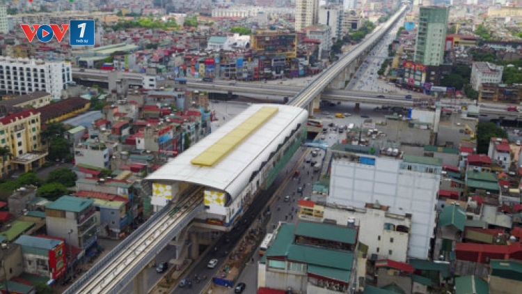 Sau nhiều lần chậm tiến độ, dự án Đường sắt Cát Linh - Hà Đông tiếp tục 'phá sản' kế hoạch chạy thử vào tháng 10 tới do thiếu vốn (Thời sự trưa 18/9/2017)