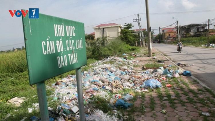 Câu chuyện ô nhiễm rác thải sinh hoạt (15/10/2018)