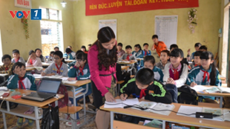 Lời giải nào cho bài toán thừa - thiếu giáo viên? (17/11/2018)