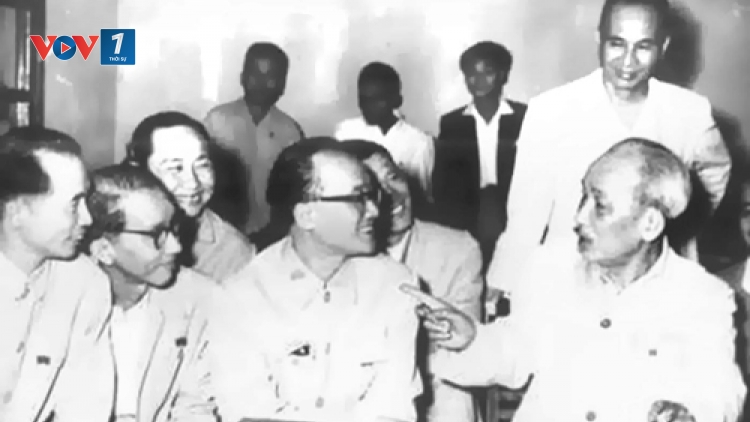 Lựa chọn và sử dụng đúng cán bộ, tạo nên "vốn quý" cho Đảng (19/5/2018)