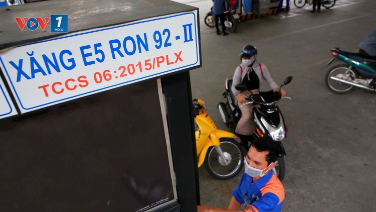 Doanh nghiệp kiến nghị bỏ xăng A95: sao cứ làm khó người dùng? (4/5/2018)