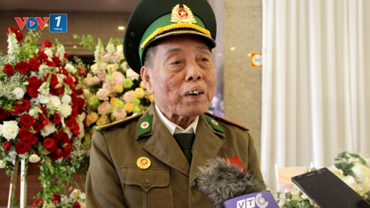 Người cựu quân y, gần 30 năm chữa bệnh miễn phí cho người nghèo (27/7/2018)