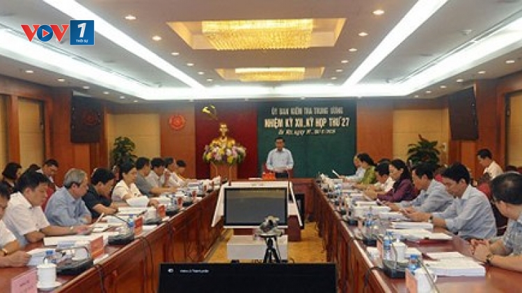 Chống tham nhũng: Ủy ban Kiểm tra Trung ương làm việc vượt công suất, còn hệ thống thanh kiểm tra cấp cơ sở bộ ngành, địa phương ở đâu? (2/7/2018)