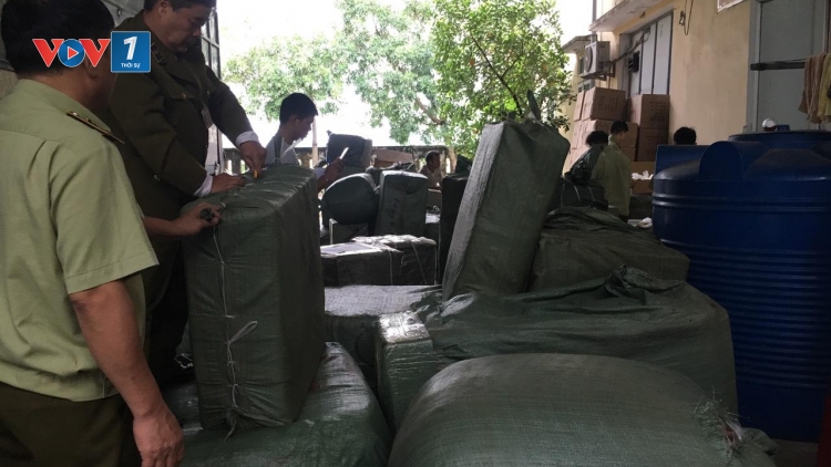 Hà Tĩnh thu giữ 3.000 kính mắt, túi, giày nhái thương hiệu nổi tiếng (5/11/2019)