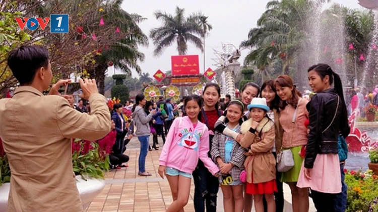 Du lịch nước ngoài trong những ngày Tết cổ truyền dân tộc gợi cho chúng ta nhiều suy nghĩ (30/12/2019)