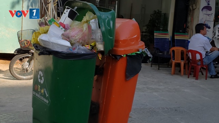Người dân thành phố Hồ Chí Minh sẽ bị từ chối thu gom rác nếu không phân loại (19/2/2019)