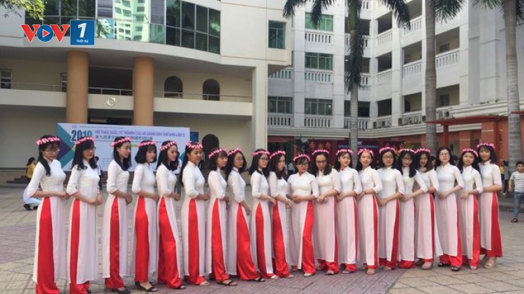 Đừng vô cảm đề xuất những quy định…trên trời! (15/2/2019)