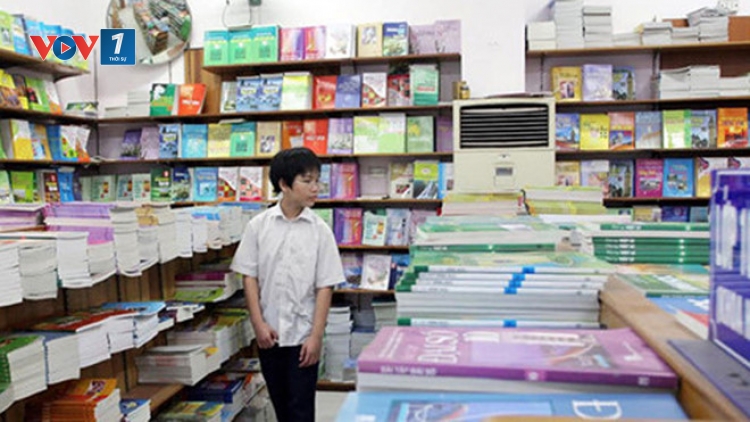 Hà Nội, tiếp tục phát hiện kho sách giáo khoa các cấp bị in lậu, làm giả (28/5/2019)