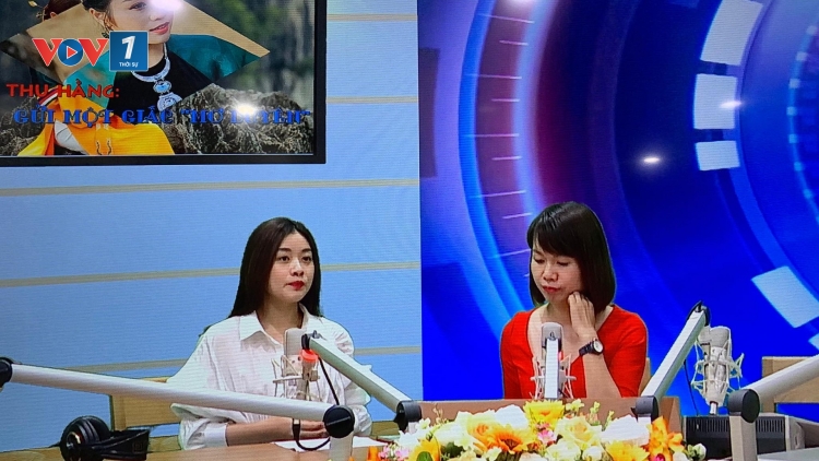 Chat với ca sỹ Thu Hằng - Quán quân Sao Mai dòng nhạc dân gian 2015 (20/7/2019)