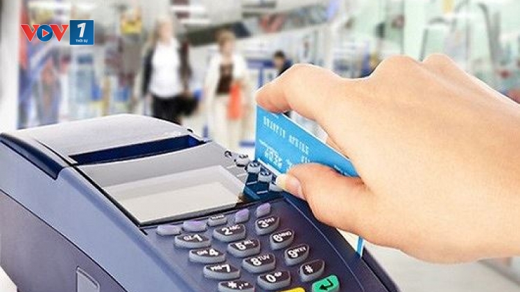 Ngân hàng Nhà nước kiểm soát chặt chẽ việc phát hành và sử dụng thẻ tín dụng (26/8/2019)