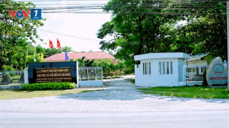 Một doanh nghiệp nhà nước ở An Giang tổ chức hội thi uống rượu giỏi (19/8/2019)