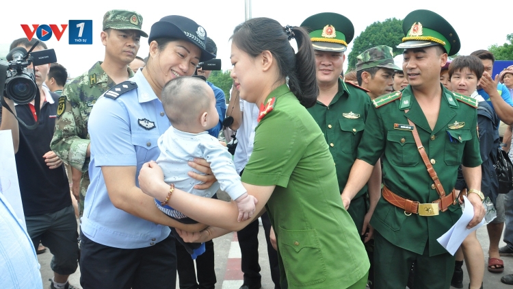 Giải pháp nào ngăn chặn tình trạng mua bán người qua biên giới? (10/1/2020)