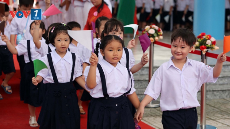 Giáo dục học sinh: Đừng nặng về "dạy chữ" mà xem nhẹ "dạy người" (14/1/2020)