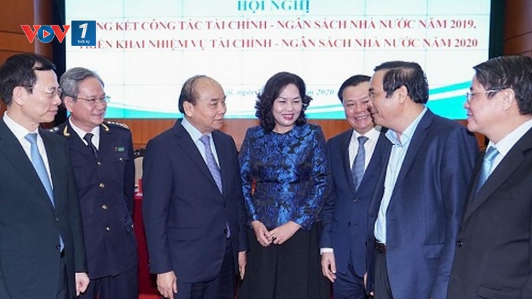 THỜI SỰ 18H CHIỀU 10/1/2020: Thủ tướng Nguyễn Xuân Phúc yêu cầu Bộ Tài chính phối hợp chặt chẽ với Bộ Kế hoạch và Đầu tư tăng cường giám sát, đẩy mạnh giải ngân vốn đầu tư công ngay từ đầu năm.