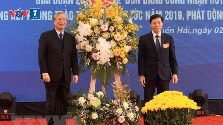 Ban Bí thư quy định về thực hành tiết kiệm trong việc tặng hoa chúc mừng (21/1/2020)