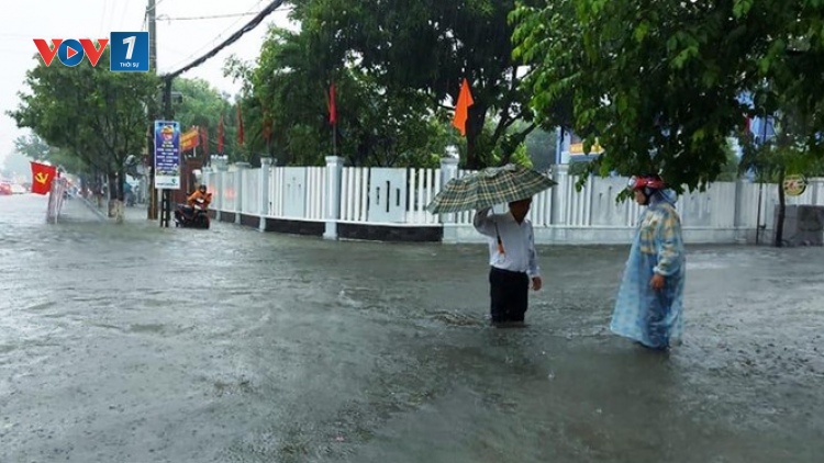 Bạn hữu đường xa: Lưu thông thời tiết mưa lũ ở miền Trung (12/10/2020)