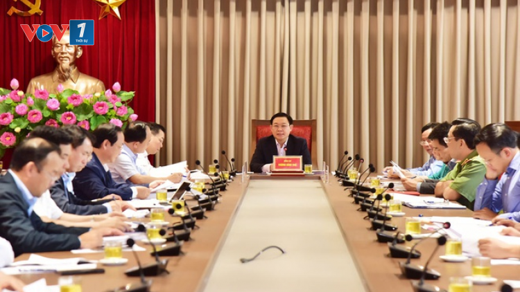 THỜI SỰ 18H CHIỀU 25/10/2020: Thành ủy Hà Nội họp báo về việc người dân tái diễn chặn xe vào Bãi rác Nam Sơn.