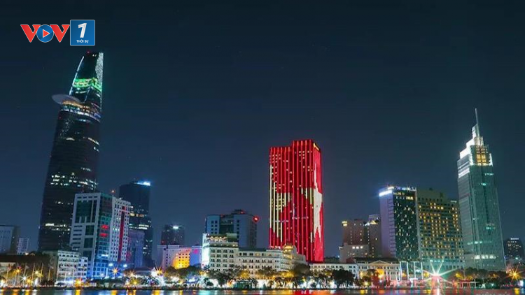 Loạt bài: “Điểm sáng” Việt Nam về tăng trưởng kinh tế và phục hồi nhanh sau Covid 19: Những bài học lớn trong điều hành. Bài 1 nhan đề: “Thực tế điều hành chính sách - Những bài học kinh nghiệm” (17/12/2020)