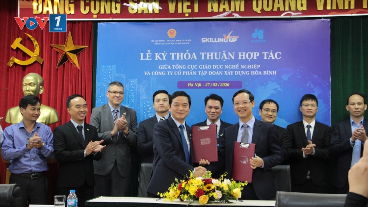 Hợp tác đào tạo và tuyển dụng nhân lực: Cái bắt tay khôn ngoan (28/2/2020)