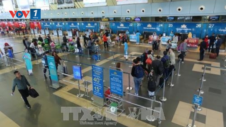 THỜI SỰ 18H CHIỀU 1/3/2020: Cảng hàng không quốc tế Nội Bài và Tân Sơn Nhất đã dừng đón các chuyến bay chở khách bay về từ Hàn Quốc