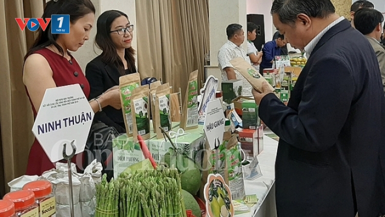 Tiêu chuẩn hóa, công nhận thêm ít nhất 1.200 sản phẩm OCOP năm nay (11/3/2020)