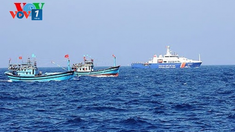 Những kiến thức bảo đảm an toàn cho tàu thuyền khi vươn khơi (9/3/2020)