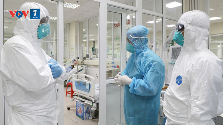 THỜI SỰ 18H CHIỀU 30/4/2020: Thủ tướng Nguyễn Xuân Phúc đồng ý tạm dừng mua sắm thuốc điều trị cho tình huống 10.000 người mắc Covid-19