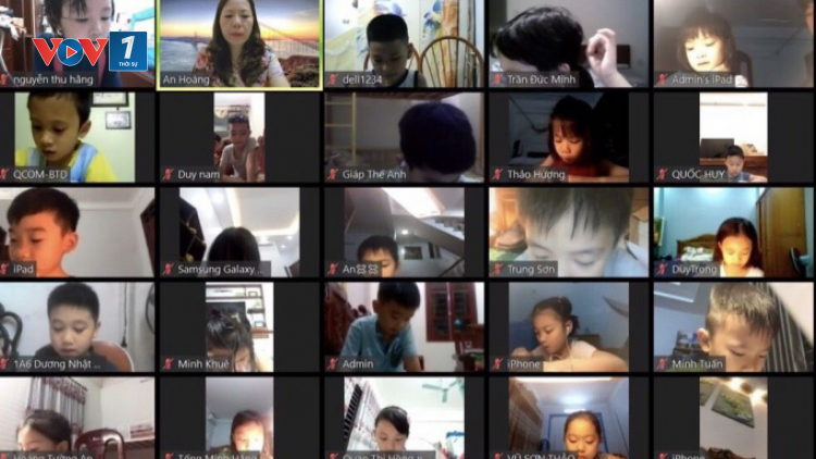 Học trực tuyến ở bậc tiểu học: Hay nhưng khó thực hiện (17/4/2020)