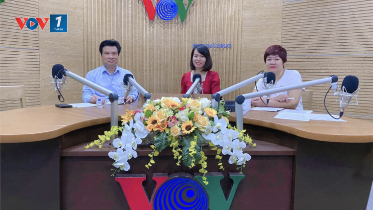 Ngành Giáo dục nỗ lực thực hiện nhiệm vụ “kép” trong bối cảnh sống chung với trạng thái "bình thường mới" (12/5/2020)