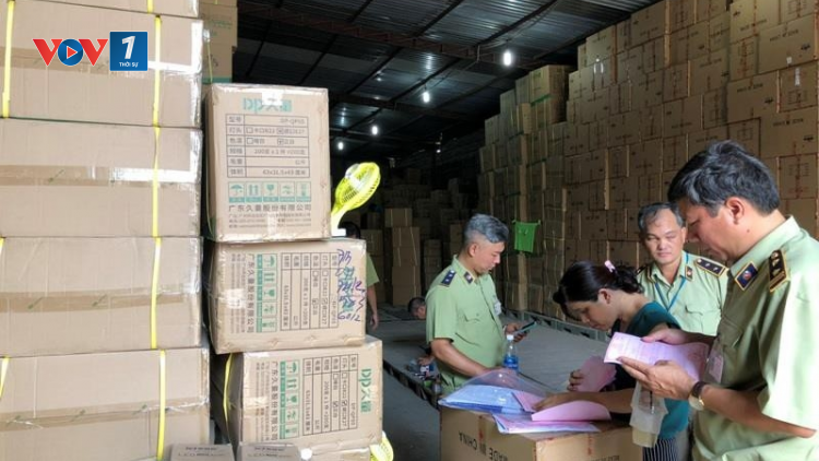 Thành phố Hồ Chí Minh: Tăng cường tấn công hàng lậu, hàng giả (30/6/2020)