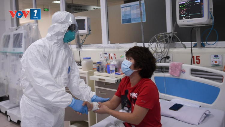 Họp Ban chỉ đạo Quốc Gia: Virus mới khiến 1 bệnh nhân nhiễm COVID-19 có thể lây cho 5-6 người (2/8/2020)