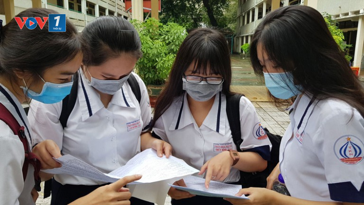 THỜI SỰ 18H CHIỀU 21/8/2020: Bộ Giáo dục và đào tạo đề xuất 2 phương án thi tốt nghiệp THPT cho các thí sinh phải thi đợt 2 do vướng dịch COVID-19