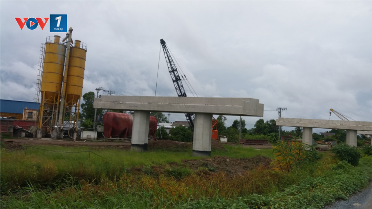Tiền Giang: Cách ly khẩn cấp nhiều người có tiếp xúc F1, F2 với ca dương tính covid-19 (7/8/2020)