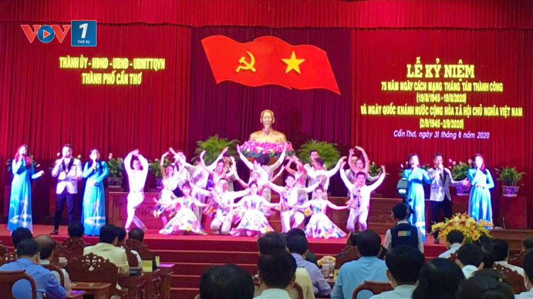 Cần Thơ kỷ niệm 75 năm Ngày cách mạng tháng Tám và Quốc khánh 2/9 (31/8/2020)
