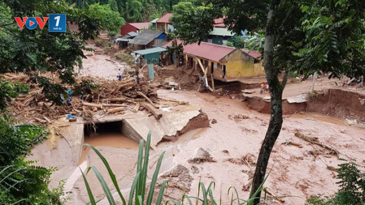 THỜI SỰ 18H CHIỀU 18/8/2020: Văn phòng thường trực Ban chỉ đạo Trung ương về phòng chống thiên tai yêu cầu các địa phương chuẩn bị sẵn sàng ứng phó với bão số 4.