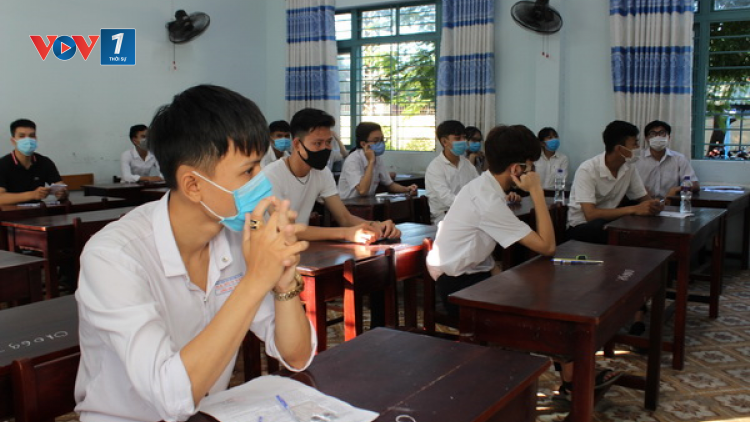 Miền Trung: Hàng trăm thí sinh vắng buổi thi sáng nay do thực hiện giãn cách xã hội (10/8/2020)