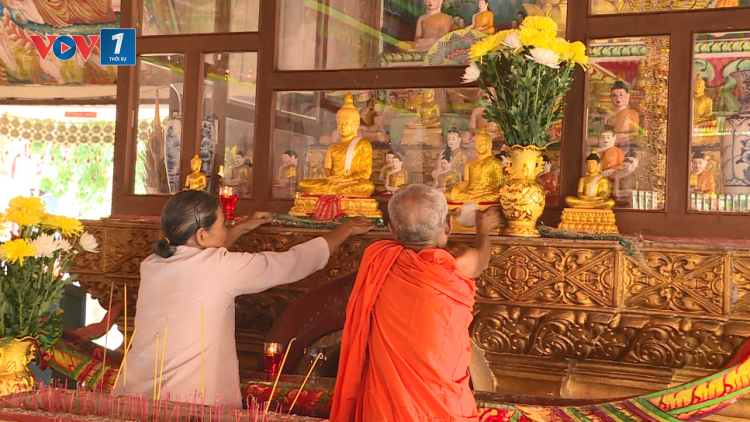 Kiên Giang: Đồng bào Khmer vui lễ Sen Dolta, an toàn phòng chống dịch (17/9/2020)