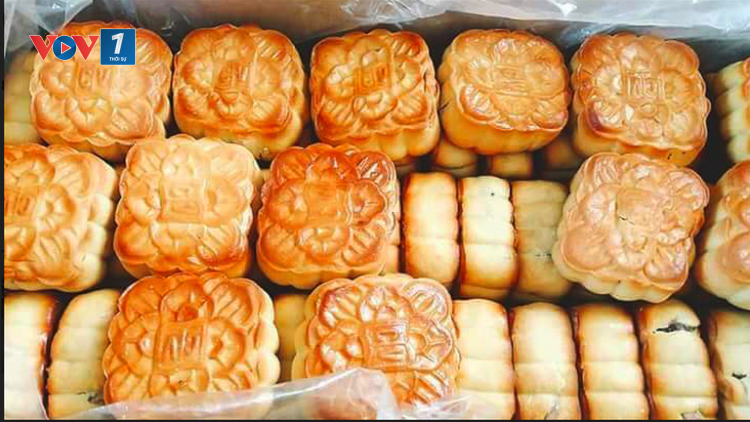 Quản lý bánh Trung thu thủ công còn nhiều khó khăn (15/9/2020)