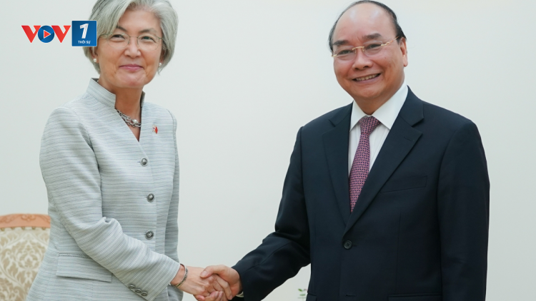 THỜI SỰ 18H CHIỀU 17/9/2020: Thủ tướng đề nghị nâng kim ngạch thương mại Việt Nam-Hàn Quốc lên 100 tỷ USD.
