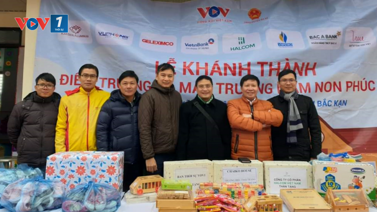 Đồng hành cùng VOV mang tri thức đến vùng cao (08/01/2021)
