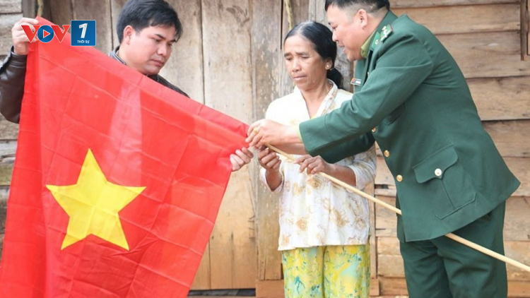 Đồng bào M’Nông hướng về Đại hội Đảng (25/01/2021)